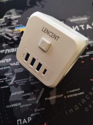 LENCENT трійник електричний 220W з USB та Type-C входами.